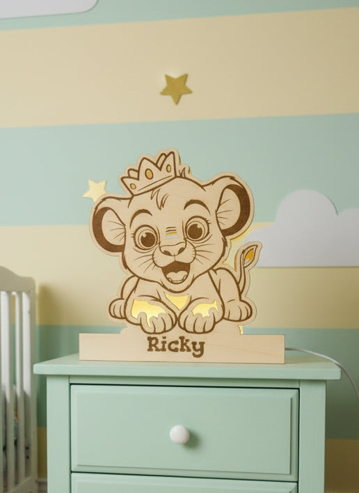 Lampada in legno personalizzata - Leone