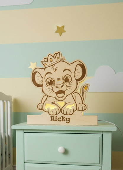 Lampada in legno personalizzata - Leone